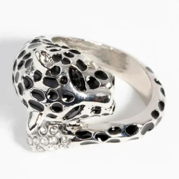 LOVISA LEOPARD SILVER/BLACK ENAMEL CLEAR & BLACK CRYSTALS RING SZ 8**NEW! - Picture 2 of 4